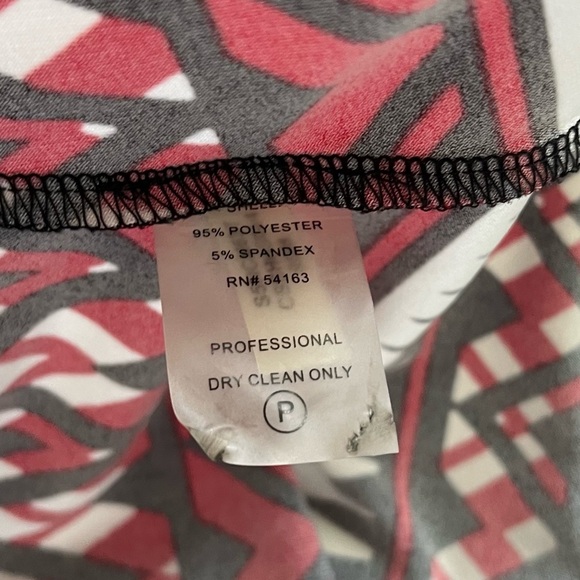 Calvin Klein Women’s Sleeveless Top - Picture 5 of 6